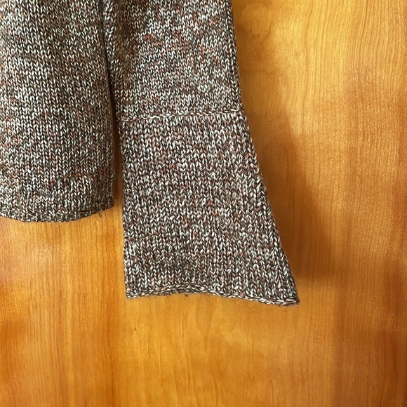 Axcess Women’s Turtle Neck Long Sleeve Sweater - Picture 4 of 4